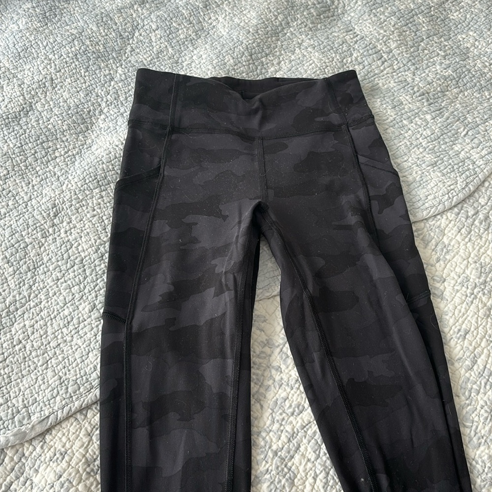 Lululemon invigorate Tights
